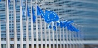 Κομισιόν: Προχωρά σε «στρατιωτικό Σένγκεν» έως το 2027 για ταχύτερη μεταφορά στρατευμάτων και εξοπλισμού