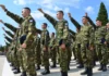 Σε εφαρμογή το νέο μοντέλο στρατιωτικής θητείας: Τι αλλάζει σε εκπαίδευση, μεταθέσεις και μηνιαία αποζημίωση